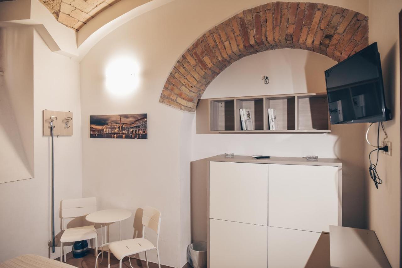 Domus Vatican Walls Apartment โรม ภายนอก รูปภาพ