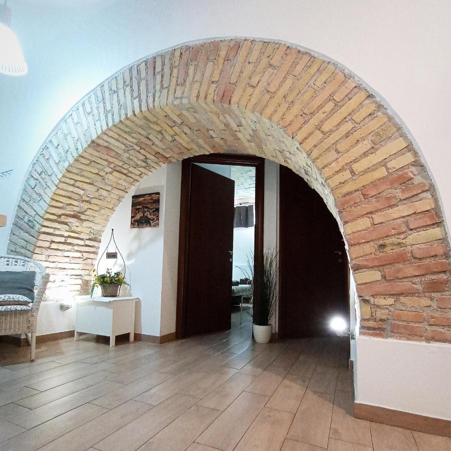 Domus Vatican Walls Apartment โรม ภายนอก รูปภาพ